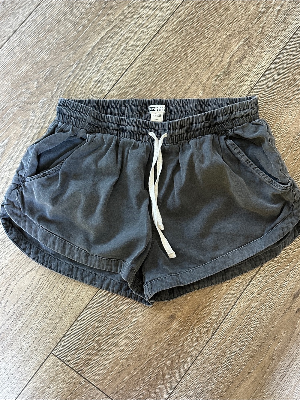 Billabong shorts